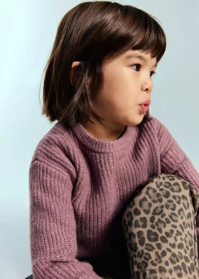 Pletený žebrovaný svetr Pletený žebrovaný svetr