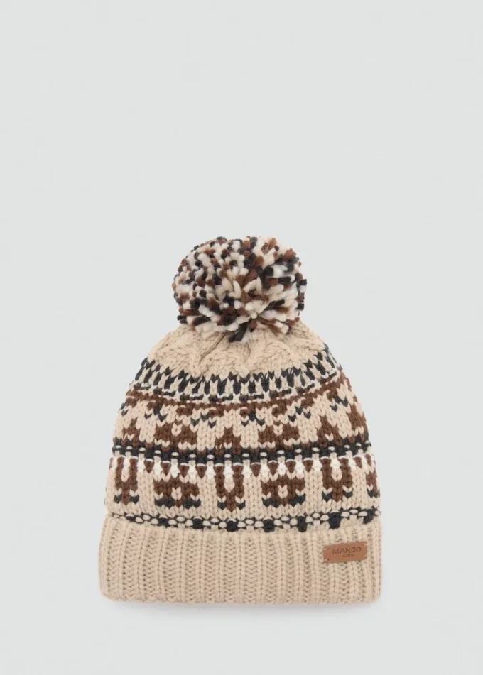 Pletená čepice s bambulí Pletená čepice s bambulí