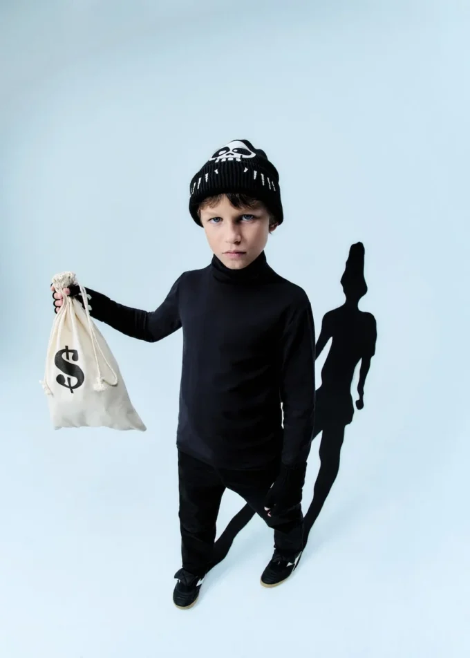 Pletená čepice s lebkou Pletená čepice s lebkou