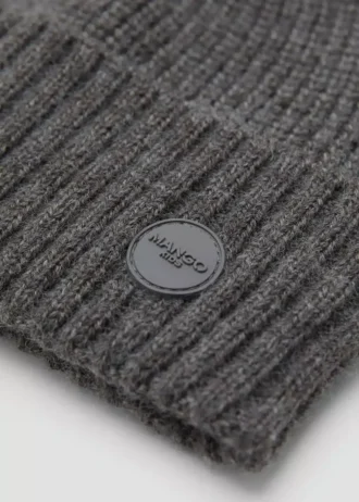 Pletená čepice s ohrnutým lemem