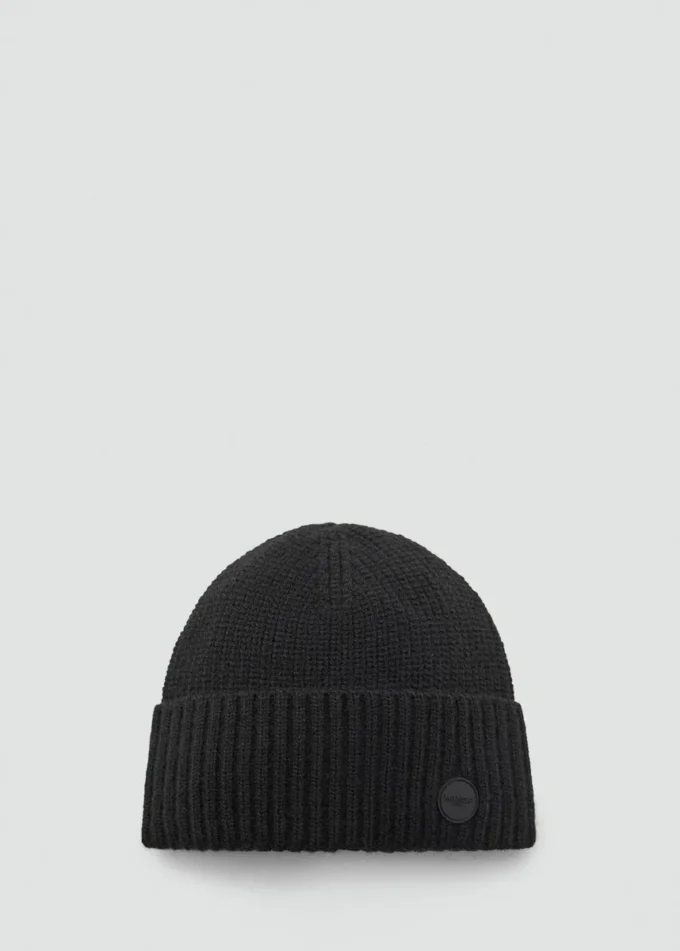 Pletená čepice s ohrnutým lemem Pletená čepice s ohrnutým lemem