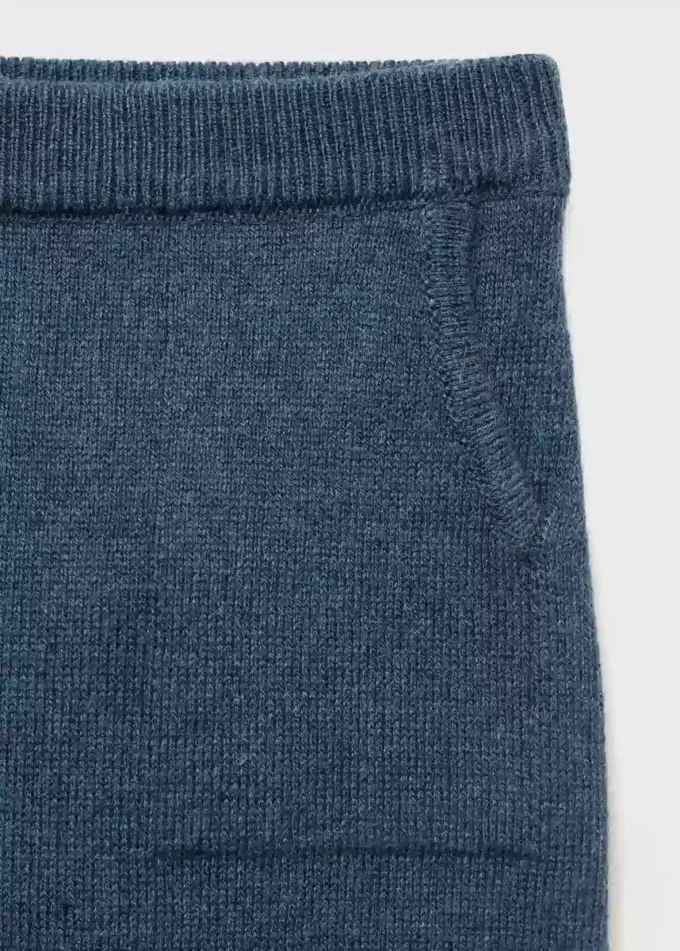 Pletené kalhoty s kapsami Pletené kalhoty s kapsami