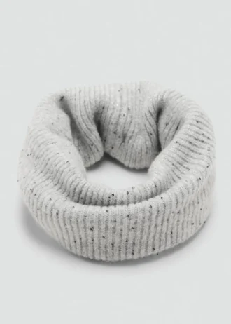 Pletená šála s flitry