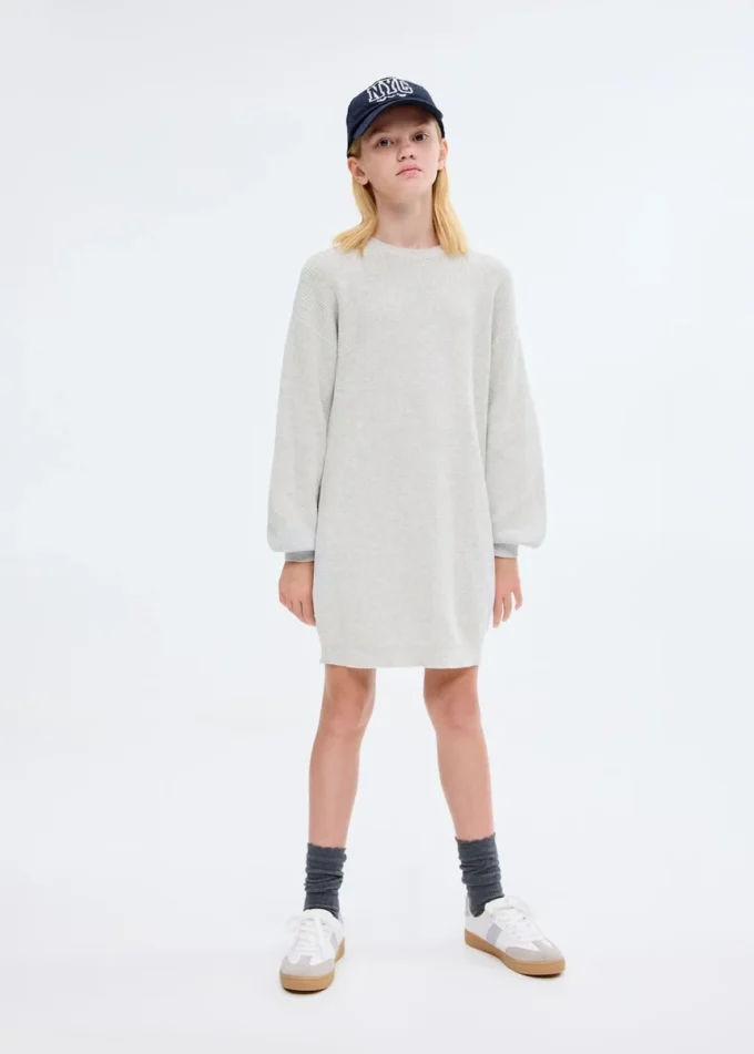 Pletené midi šaty Pletené midi šaty