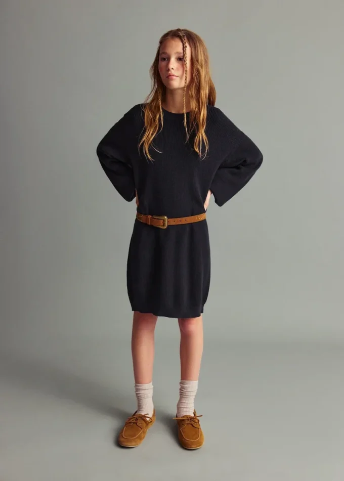 Pletené midi šaty Pletené midi šaty