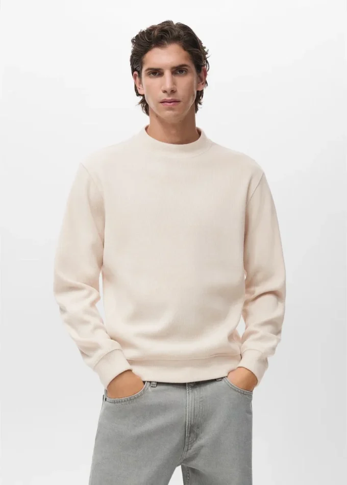 Pletená mikina s pravidelným střihem Pletená mikina s pravidelným střihem