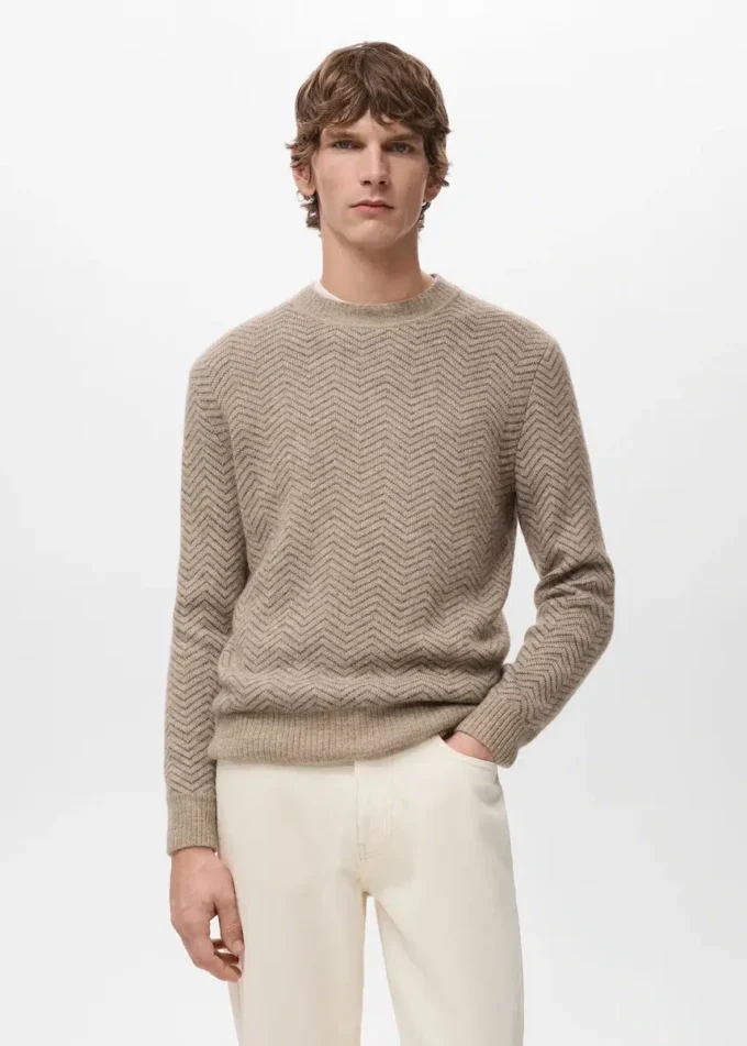 Pletený pruhovaný svetr Pletený pruhovaný svetr