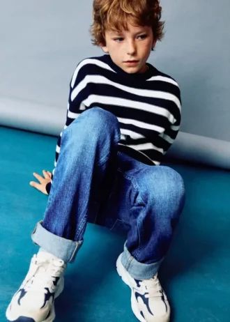 Pletený pruhovaný svetr