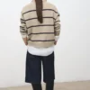 Pletený pruhovaný svetr Pletený pruhovaný svetr