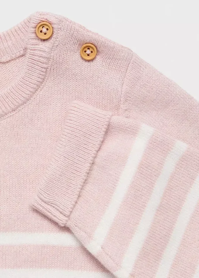 Pletený pruhovaný svetr Pletený pruhovaný svetr