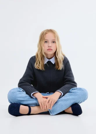 Pletený svetr s dlouhým rukávem Pletený svetr s dlouhým rukávem