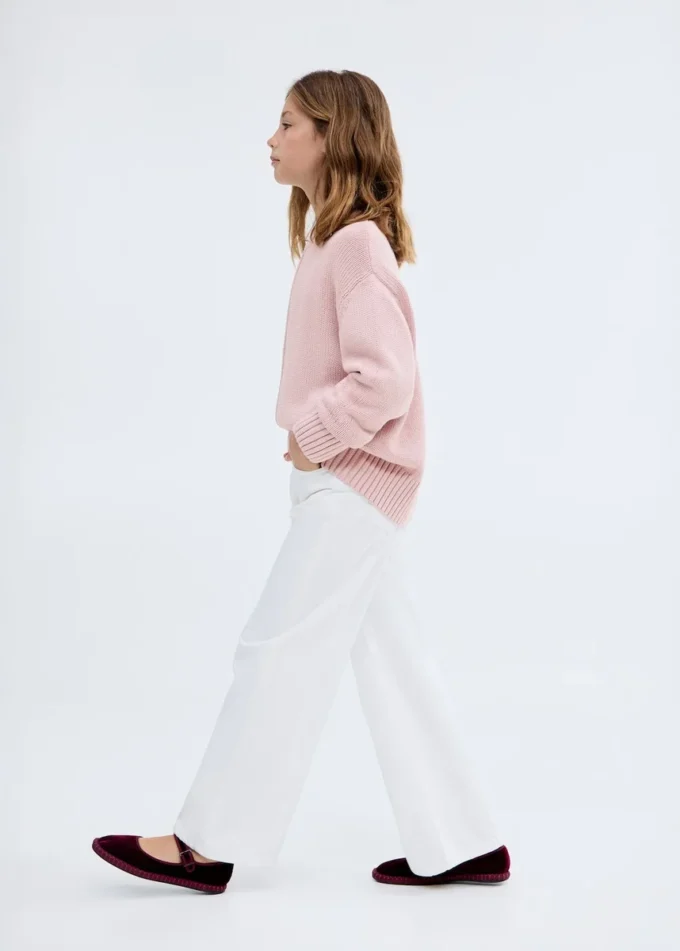 Pletený svetr s dlouhým rukávem Pletený svetr s dlouhým rukávem