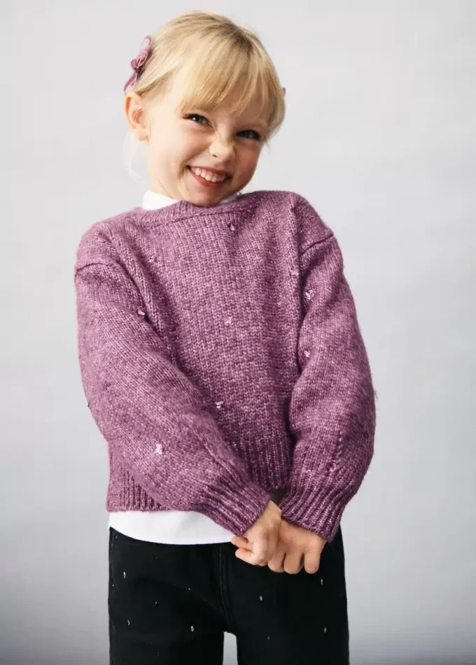 Pletený svetr s flitry Pletený svetr s flitry