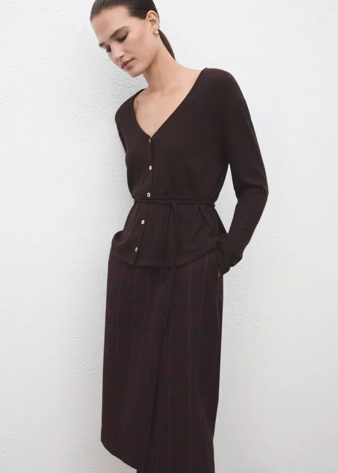 Pletený svetr s mašlí