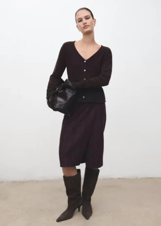 Pletený svetr s mašlí