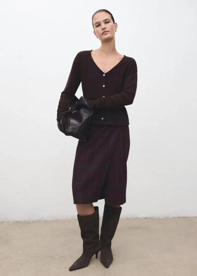 Pletený svetr s mašlí