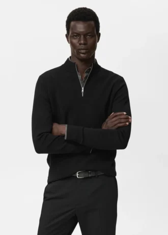 Pletený svetr s perkinsovým výstřihem