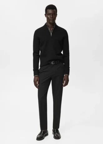 Pletený svetr s perkinsovým výstřihem