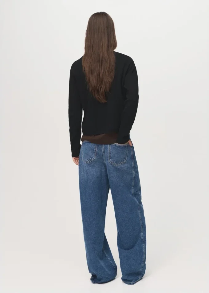 Pletený svetr s perkinsovým výstřihem Pletený svetr s perkinsovým výstřihem