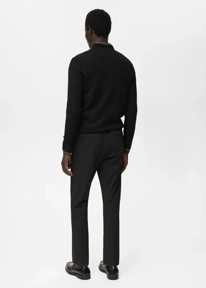 Pletený svetr s perkinsovým výstřihem Pletený svetr s perkinsovým výstřihem