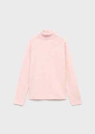 Pletený svetr s rolákem