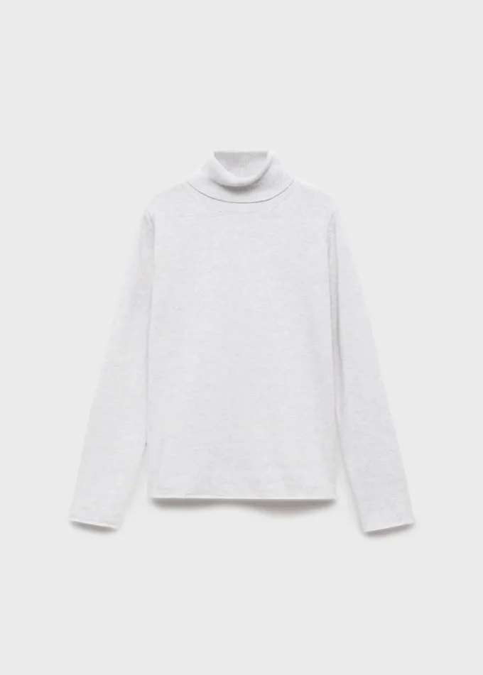 Pletený svetr s rolákem Pletený svetr s rolákem