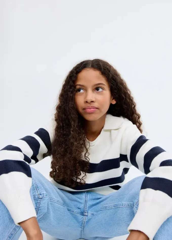 Pletený svetr s rolákem Pletený svetr s rolákem