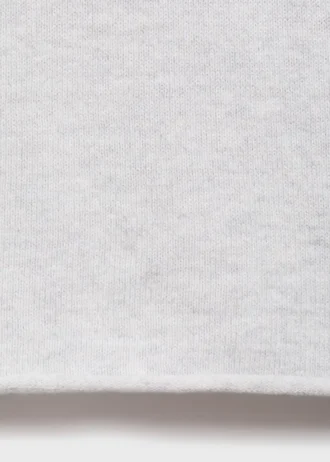 Pletený svetr s rolákem