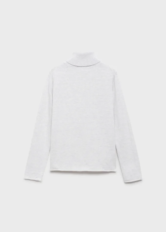 Pletený svetr s rolákem Pletený svetr s rolákem