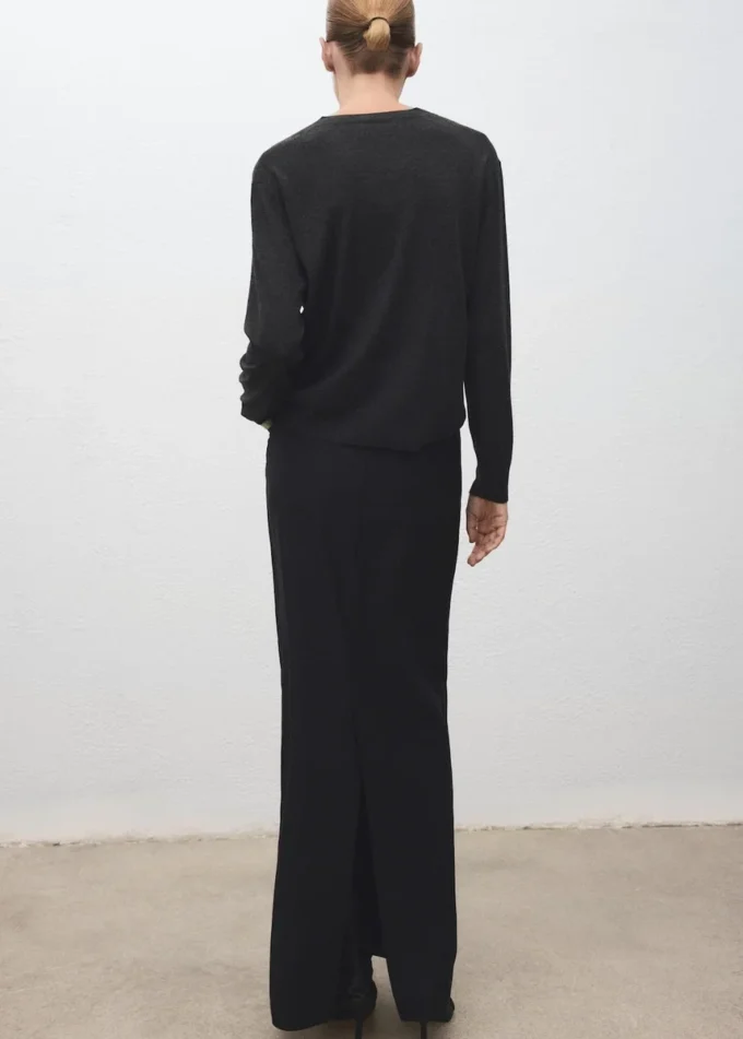 Pletený svetr s výstřihem do V Pletený svetr s výstřihem do V