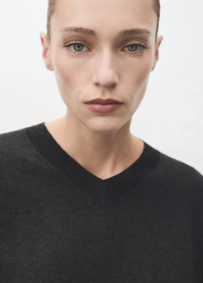 Pletený svetr s výstřihem do V Pletený svetr s výstřihem do V