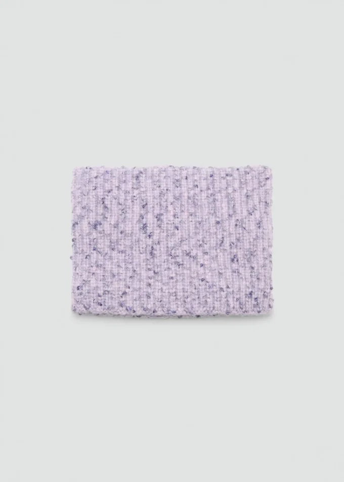 Pletený šátek s fleky Pletený šátek s fleky