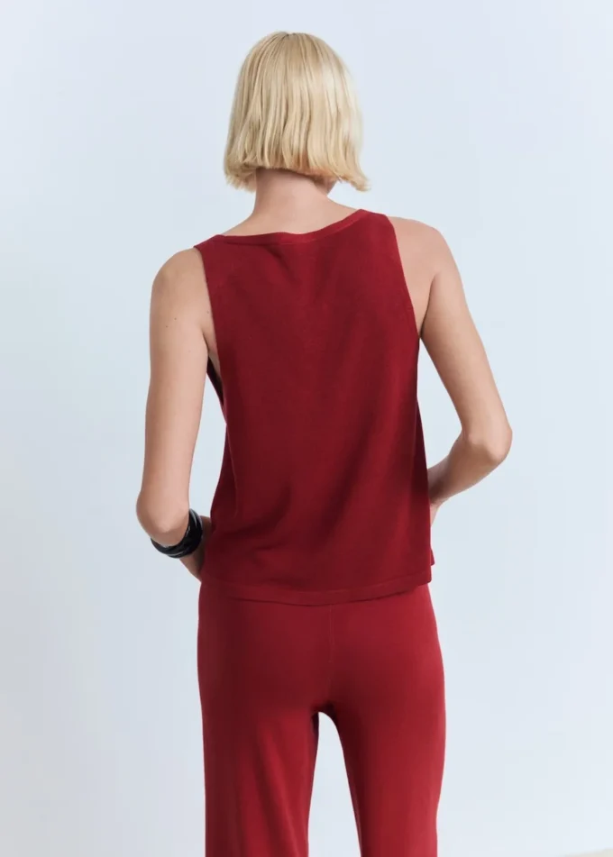 Pletený top s výstřihem do V Pletený top s výstřihem do V