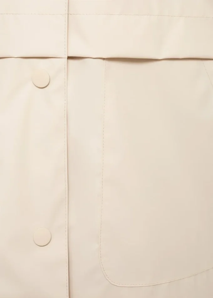 Pogumovaná bunda s kapucí Pogumovaná bunda s kapucí