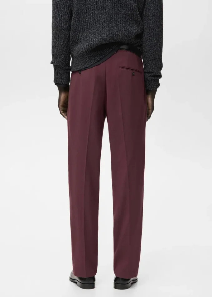 Pohodlné kalhoty s pravidelným střihem Pohodlné kalhoty s pravidelným střihem