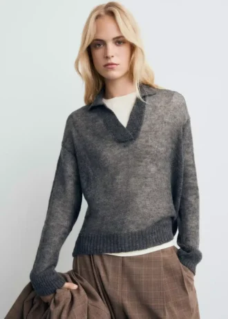 Poloprůhledný svetr s rolákem Poloprůhledný svetr s rolákem