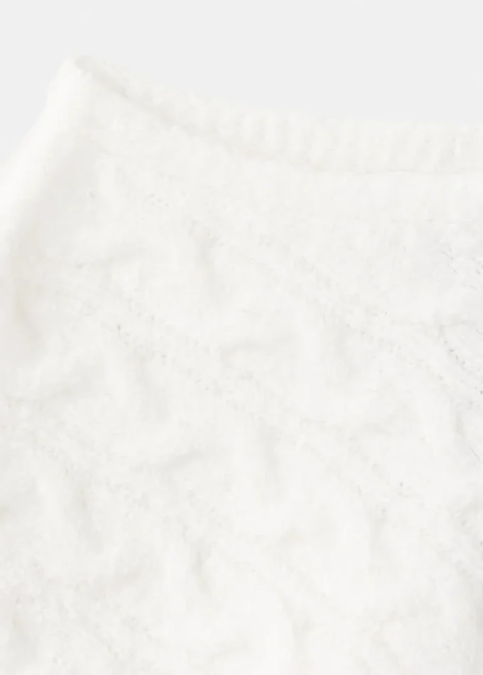 Pončo s copánkovým vzorem Pončo s copánkovým vzorem