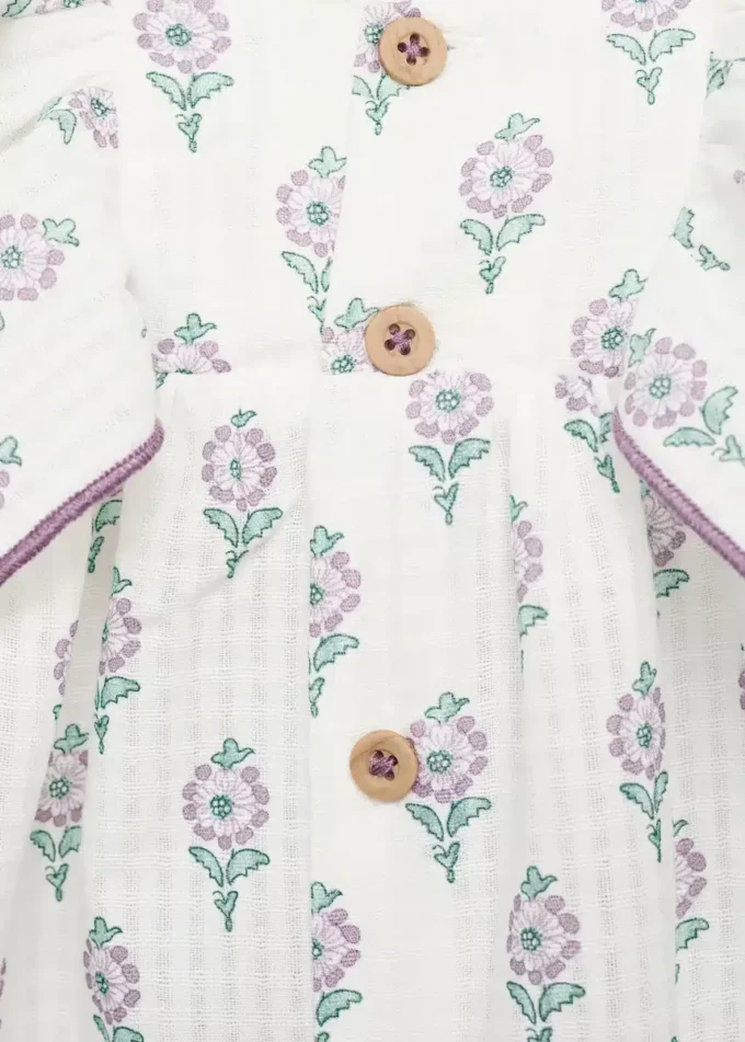 Potisknuté šaty a plenkové kalhotky Potisknuté šaty a plenkové kalhotky