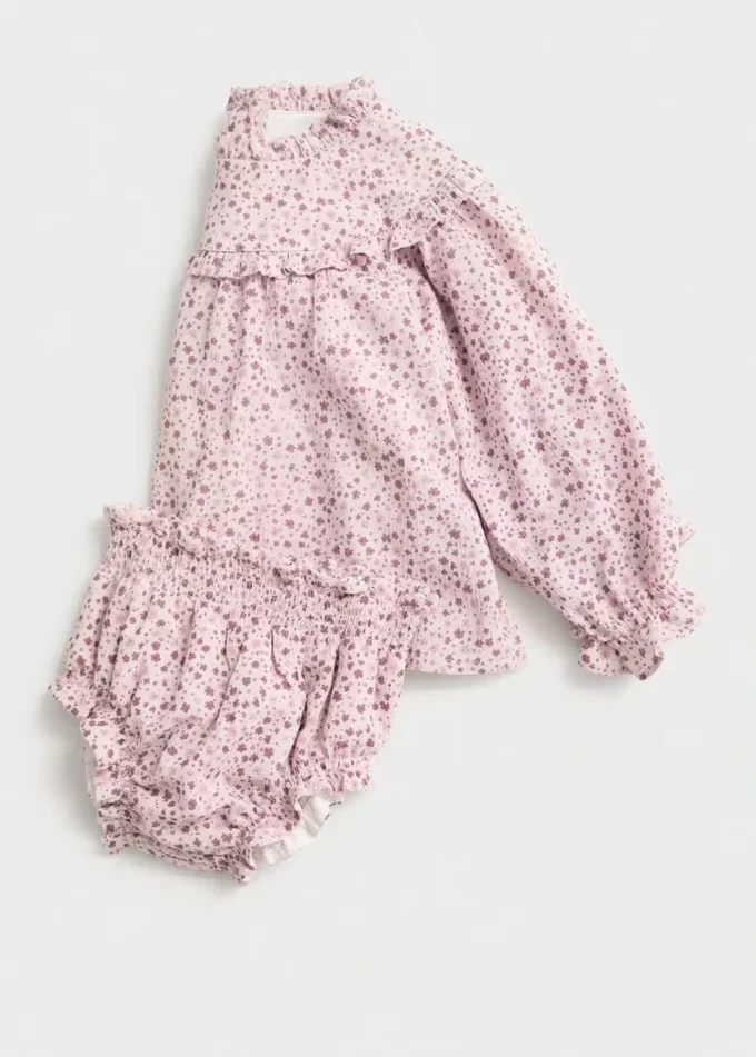 Potisknuté šaty a plenkové kalhotky Potisknuté šaty a plenkové kalhotky