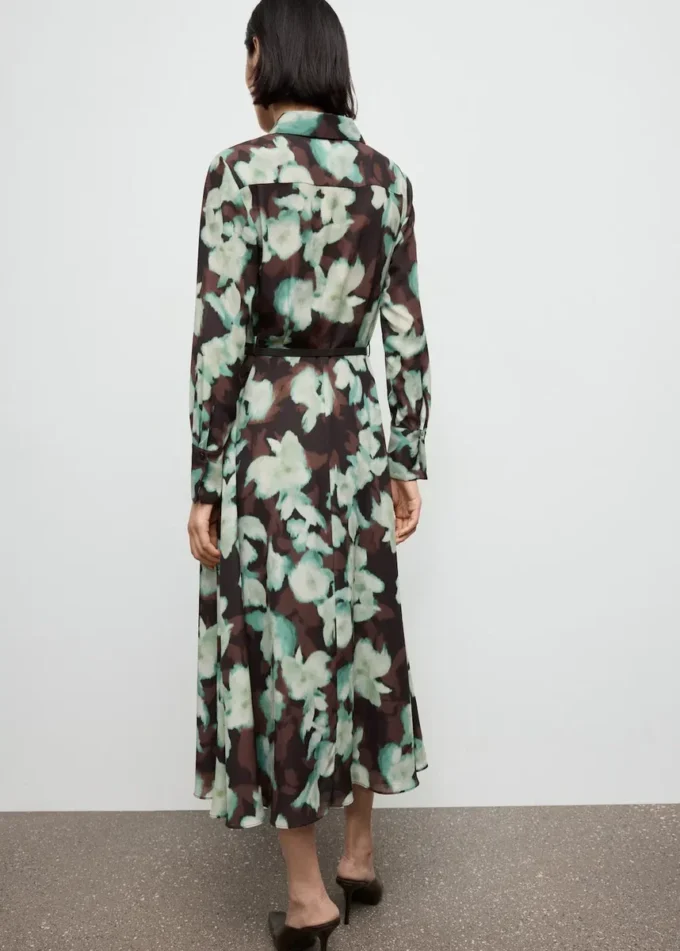 Potiskované šaty s páskem Potiskované šaty s páskem