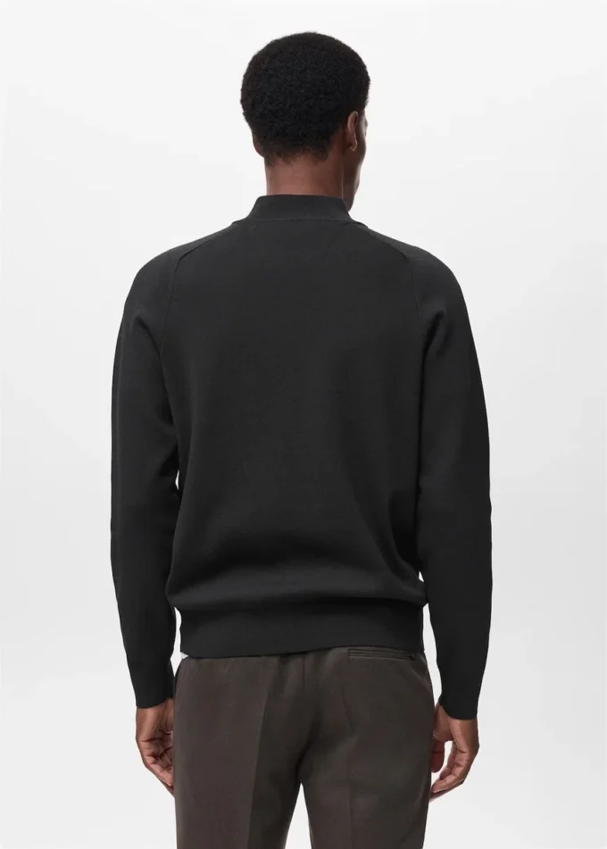 Prodyšný svetr se zipem