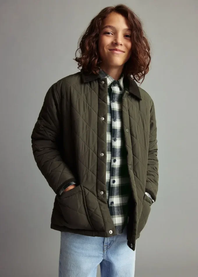 Prošívaná bunda s košilovým límcem Prošívaná bunda s košilovým límcem