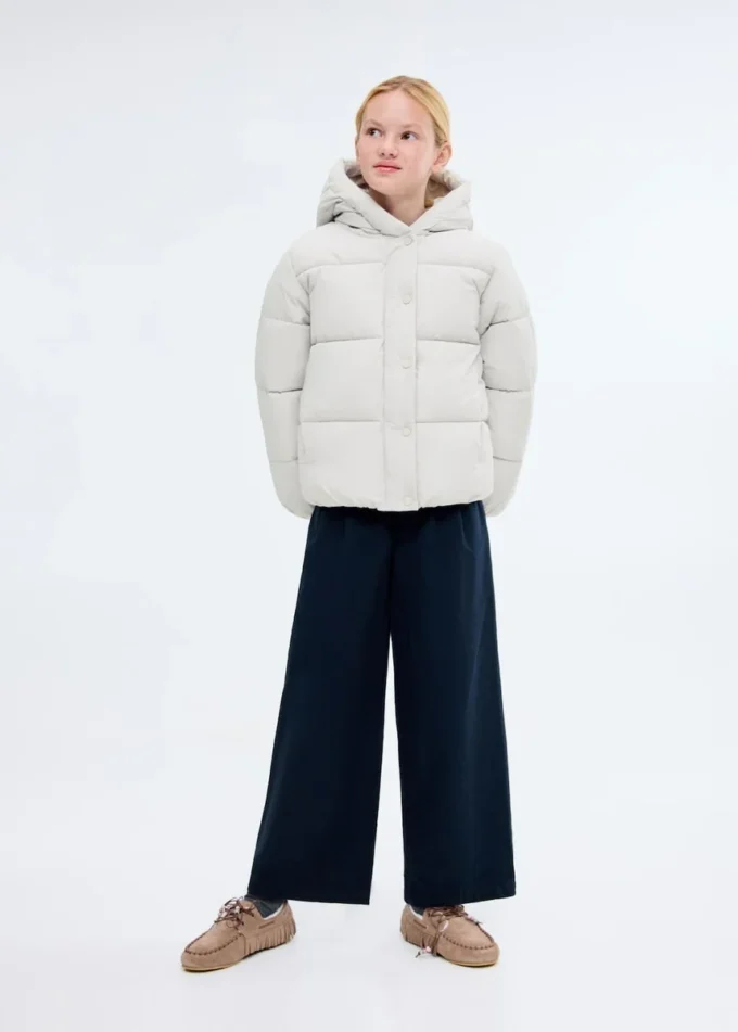 Prošívaný kabát s kapucí Prošívaný kabát s kapucí