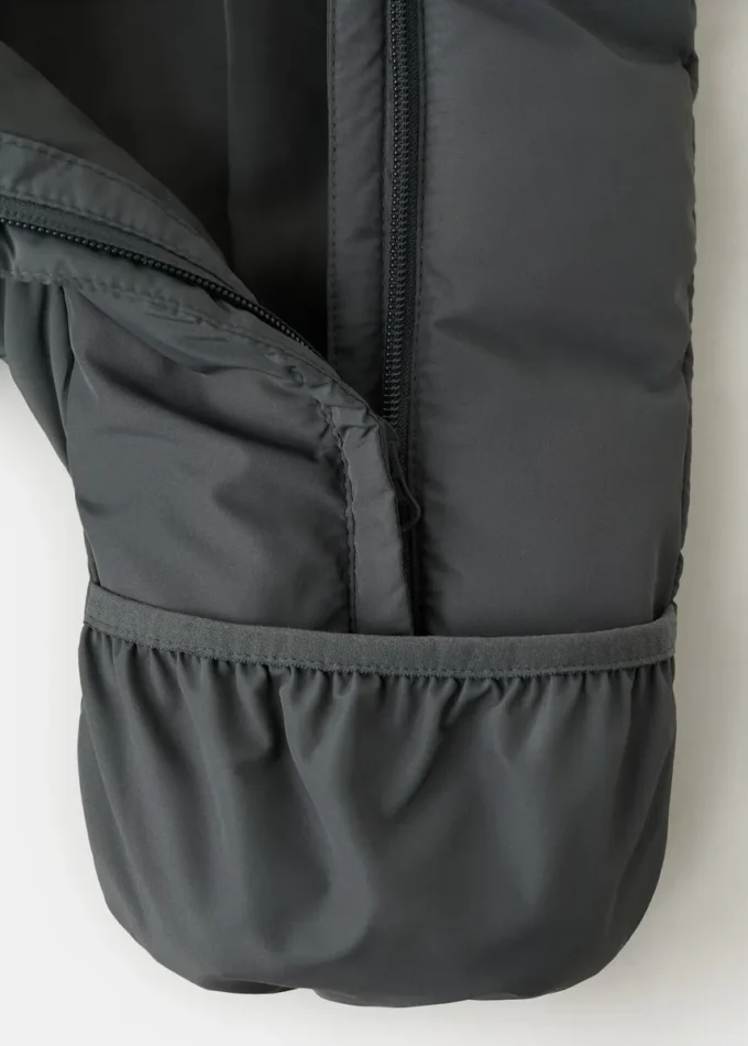 Prošívaná mikina s kapucí s kožešinou Prošívaná mikina s kapucí s kožešinou