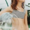 Pruhované bikiny