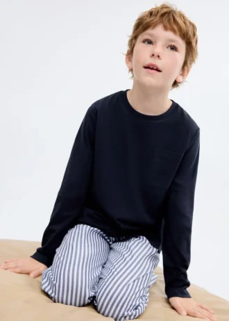 Pruhované dlouhé pyžamo