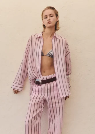 Pruhovaná košile z ramie Pruhovaná košile z ramie