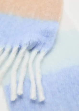 Pruhovaný pletený šátek