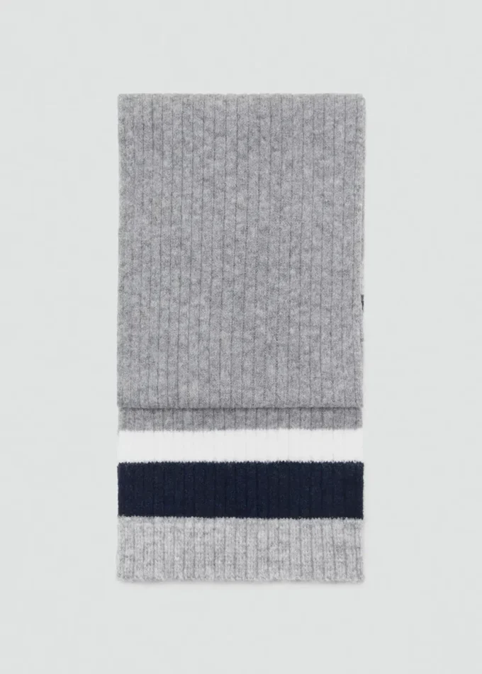 Pruhovaný pletený šátek Pruhovaný pletený šátek