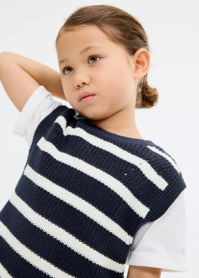 Pruhovaná pletená vesta Pruhovaná pletená vesta